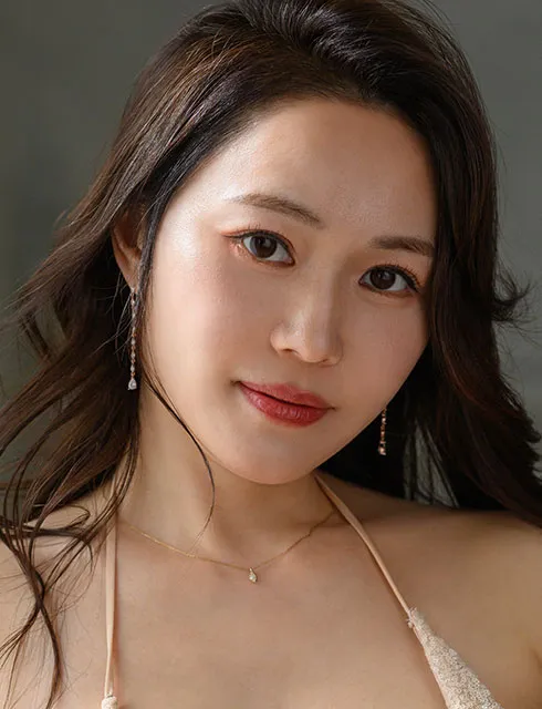 用户April的头像